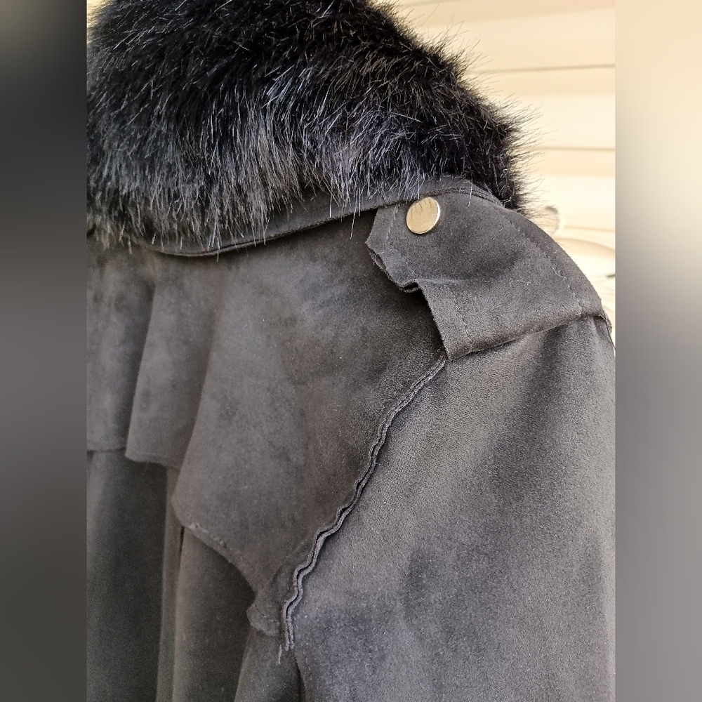 BELLIVERA Black Suede Like Trench Coat With Faux Fur Collar & Lining_Med - Picture 11 of 11